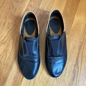 Women’s Leather Oxford Grounding Shoes (Fogo)